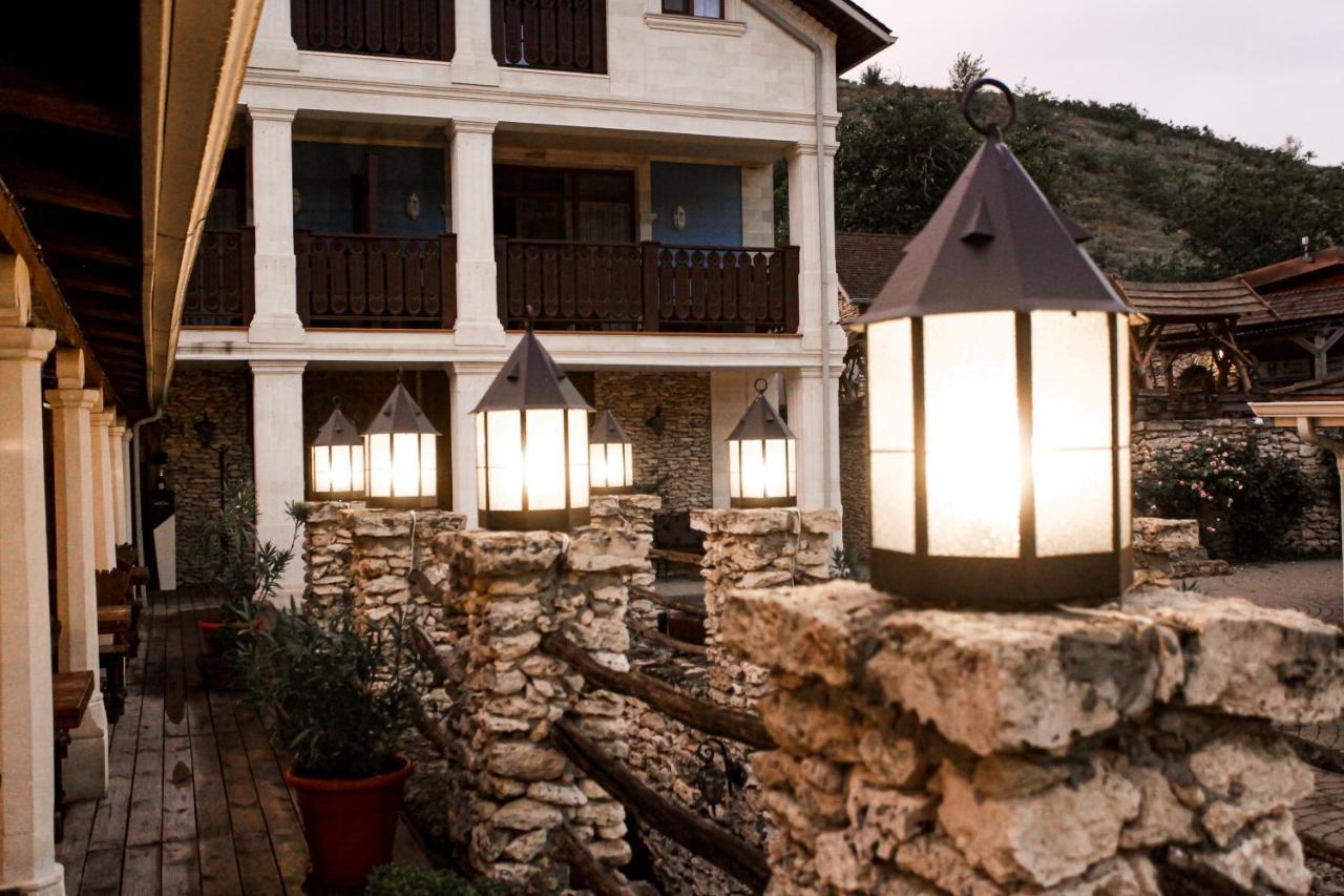 Vila Etnica Trebujeni Εξωτερικό φωτογραφία