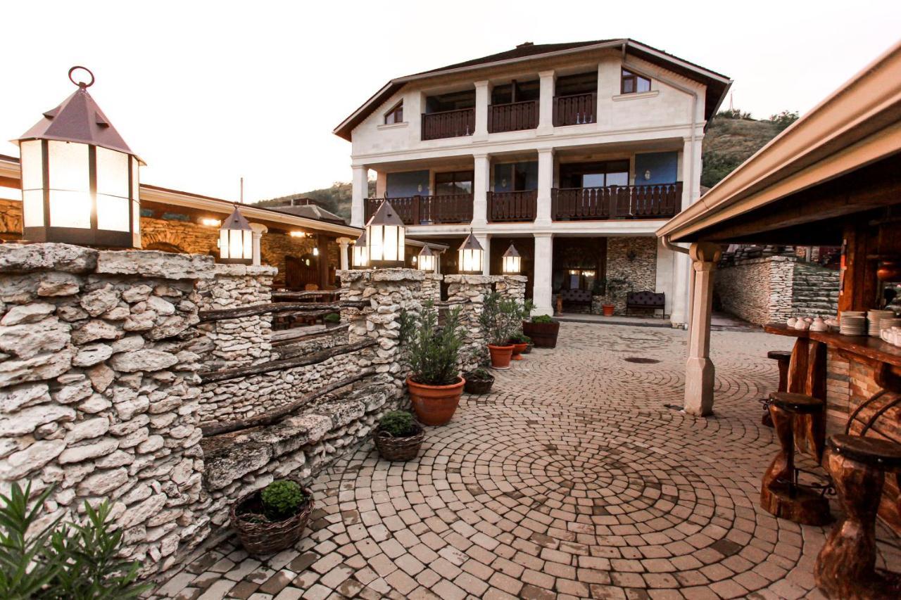 Vila Etnica Trebujeni Εξωτερικό φωτογραφία